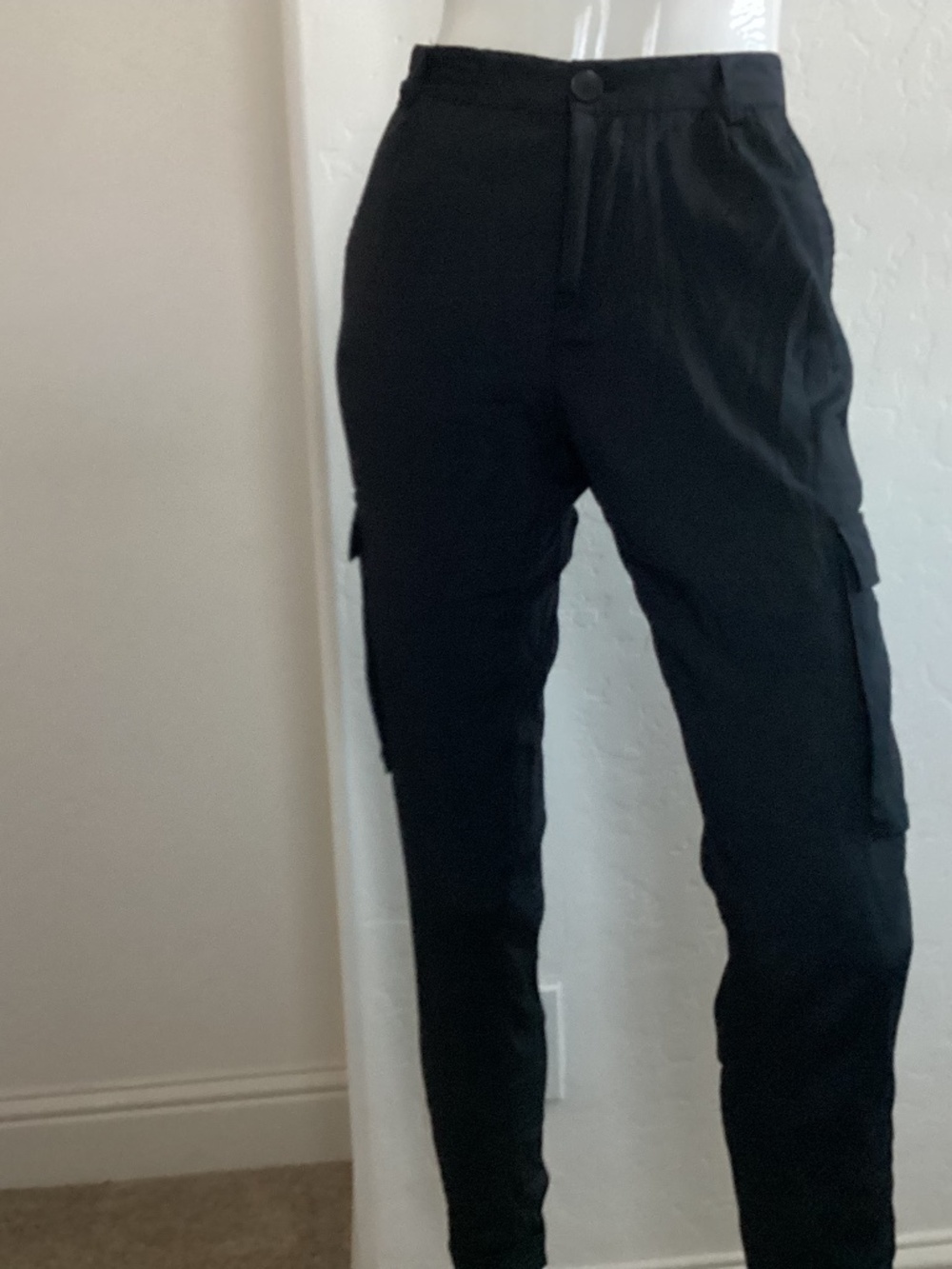 Joe’s Jeans NWOT, size 27, cargo pants, cuffed hem, bamboo/ nylon